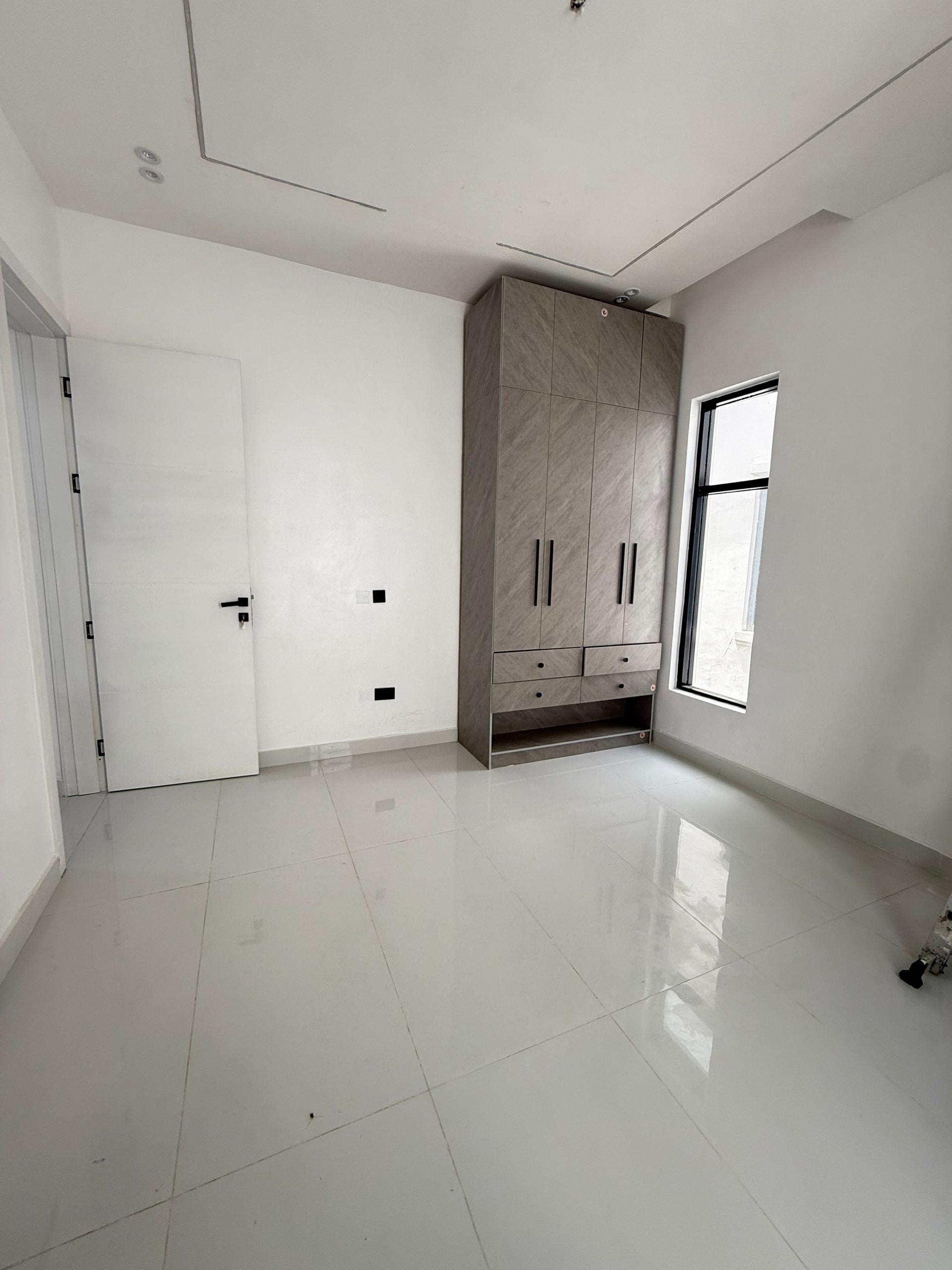 LUXURY 5 BEDROOM FULLY DETACHED DUPLEX FOR SALE - image 15