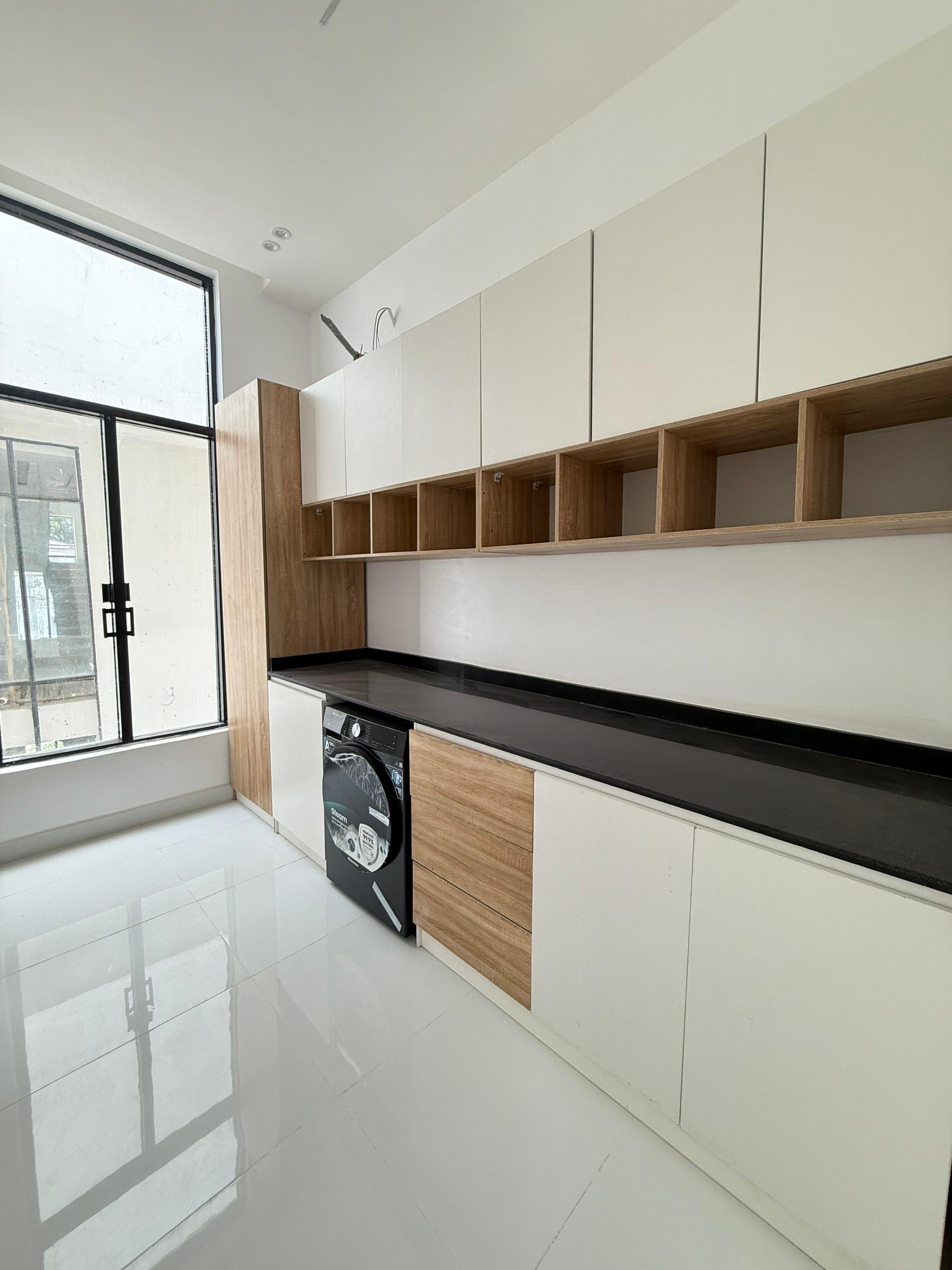 LUXURY 5 BEDROOM FULLY DETACHED DUPLEX FOR SALE - image 22