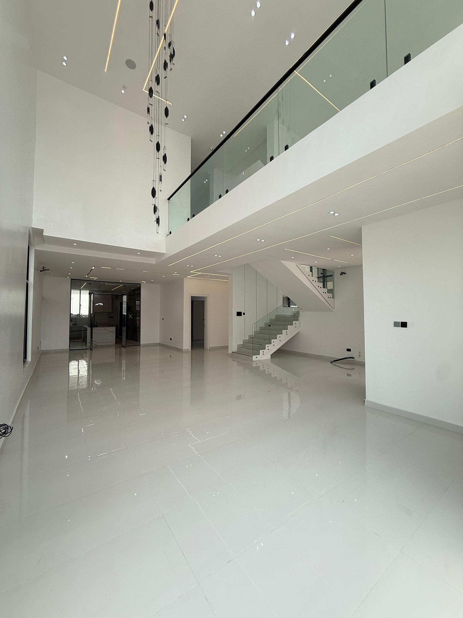 LUXURY 5 BEDROOM FULLY DETACHED DUPLEX FOR SALE - image 28