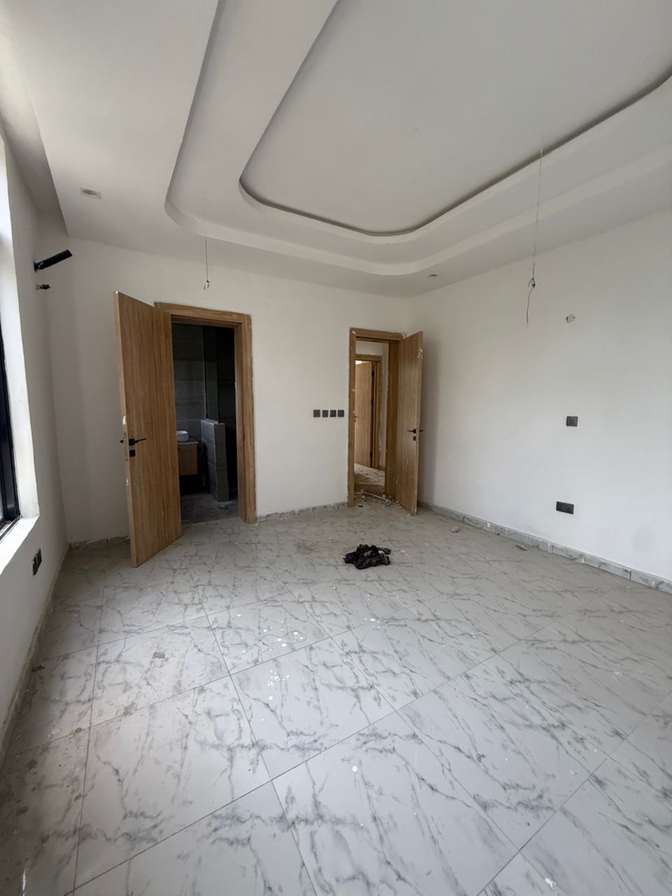 NEWLY BUILT 6 BEDROOM FULLY DETACHED DUPLEX FOR SALE - image 11