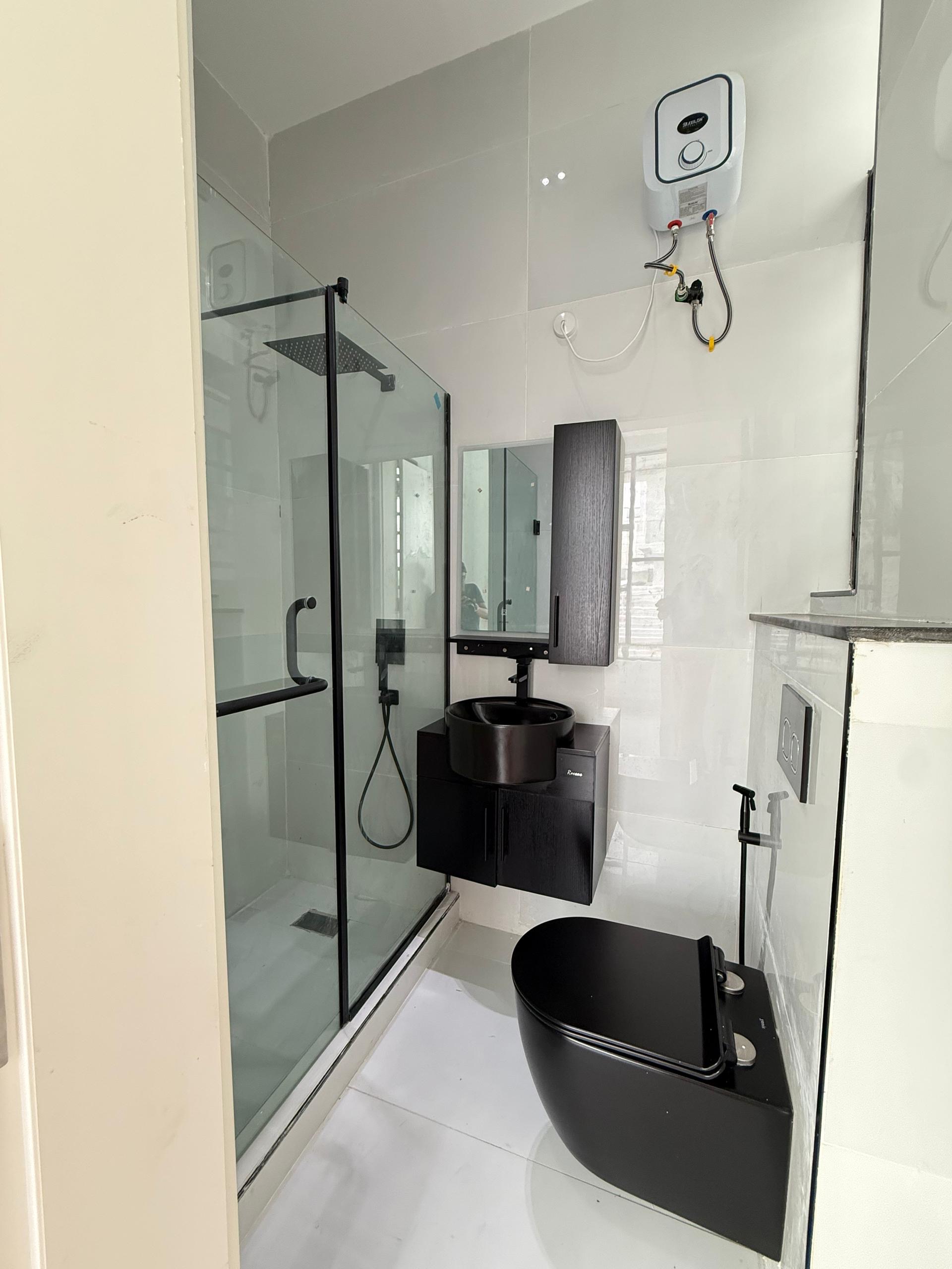 NEWLY BUILT 5 BEDROOM DETACHED DUPLEX FOR SALE - image 12