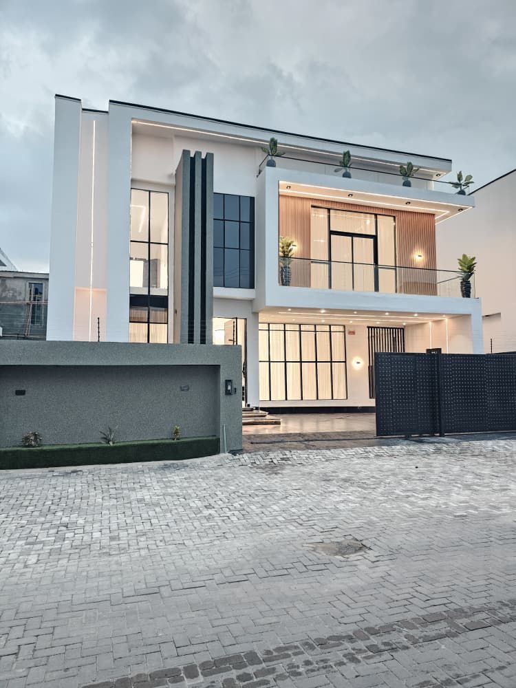 LUXURY LISTING ALERT – VGC, LEKKI LAGOS (Not inside VGC estate) - image 23