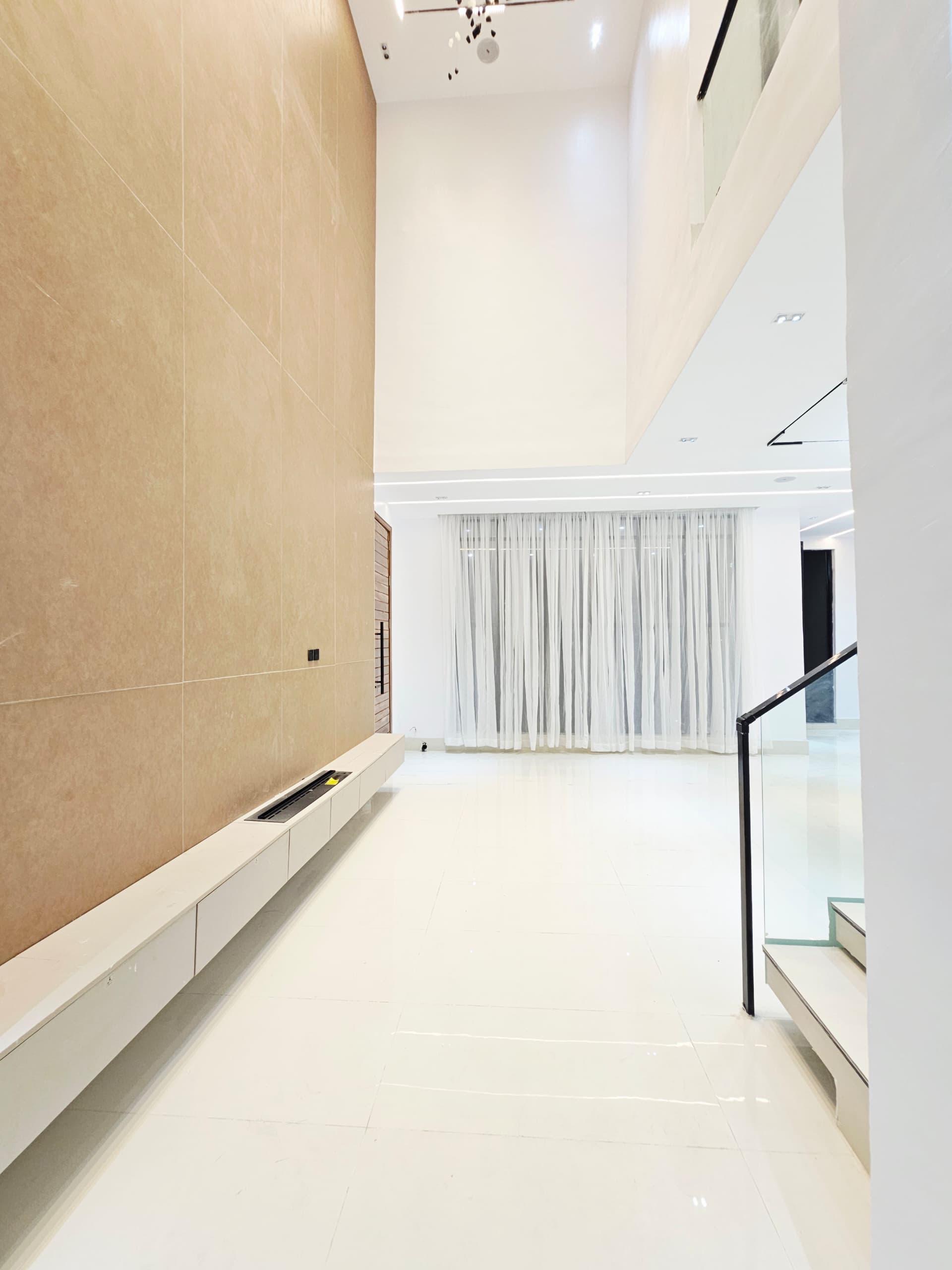 LUXURY LISTING ALERT – VGC, LEKKI LAGOS (Not inside VGC estate) - image 3