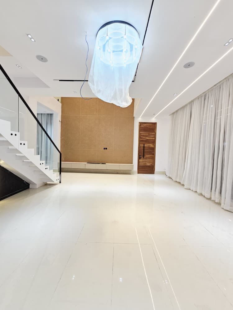 LUXURY LISTING ALERT – VGC, LEKKI LAGOS (Not inside VGC estate) - image 14